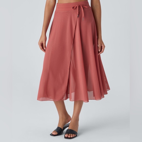 High Waisted Drawstring Contrast Mesh 2-in-1 Side Pocket Flowy Midi Flare Skirt - Picture 2 of 7
